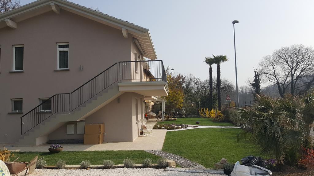 Mimosa Apartments Soiano Del Lago Exterior foto