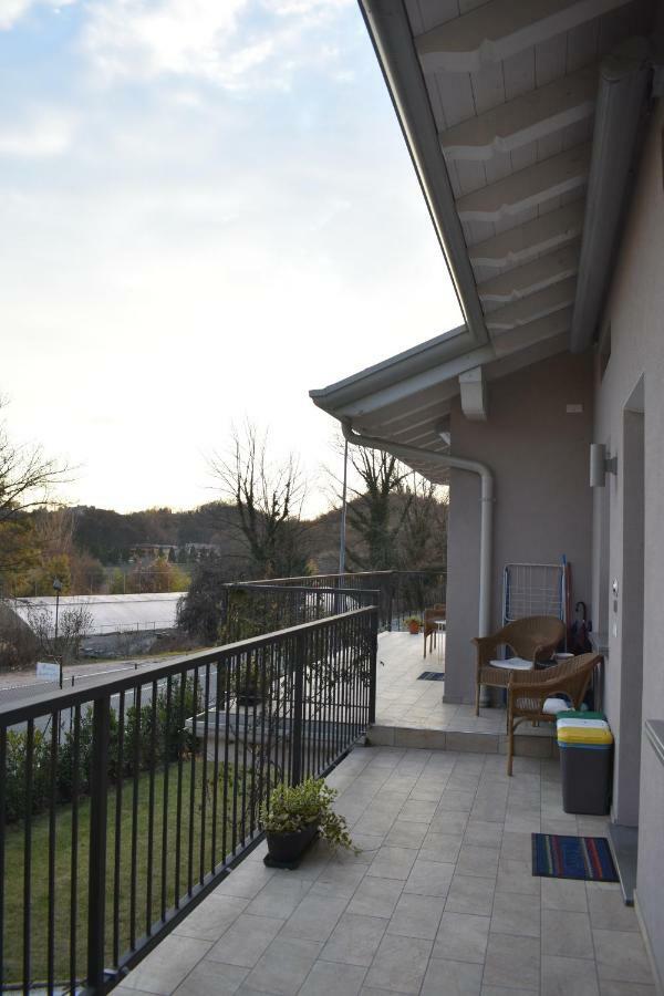 Mimosa Apartments Soiano Del Lago Exterior foto