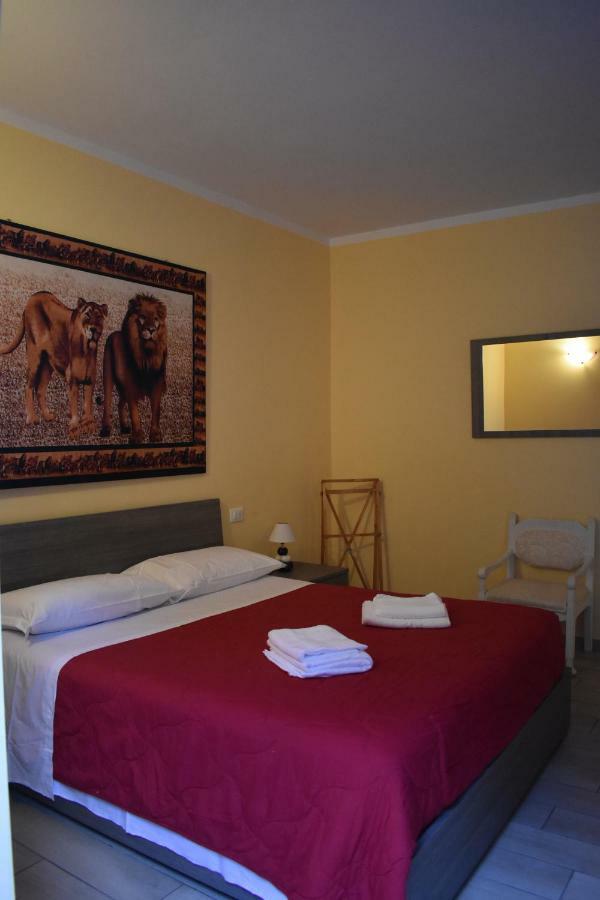 Mimosa Apartments Soiano Del Lago Exterior foto